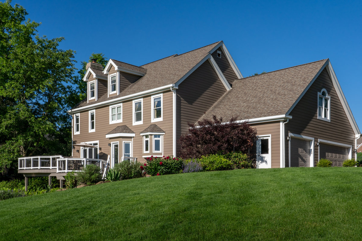 Chestnut, Horizontal Lap siding