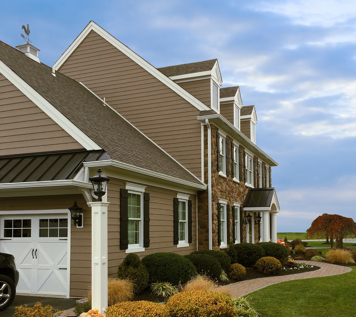 Chestnut, Horizontal Lap siding