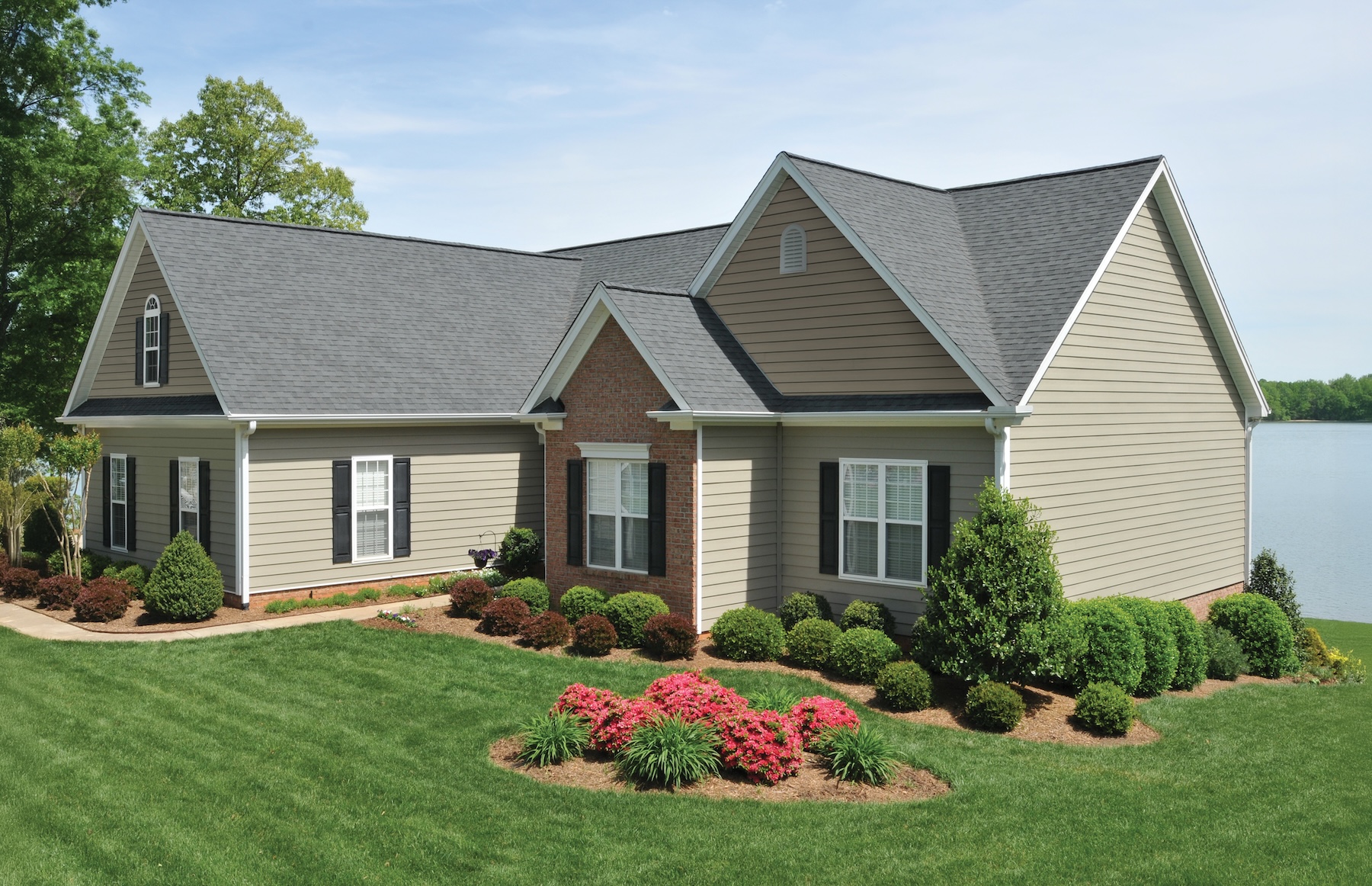 Misty Taupe, Horizontal Lap Siding